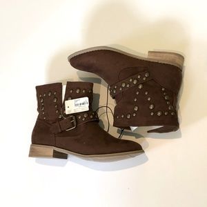 Brown Boots with Studs